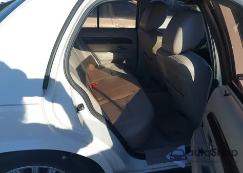 2011 Mercury Grand Marquis Ls (Fleet Only) z USA, uszkodzony, nr VIN 2MEBM7FV4BX604050